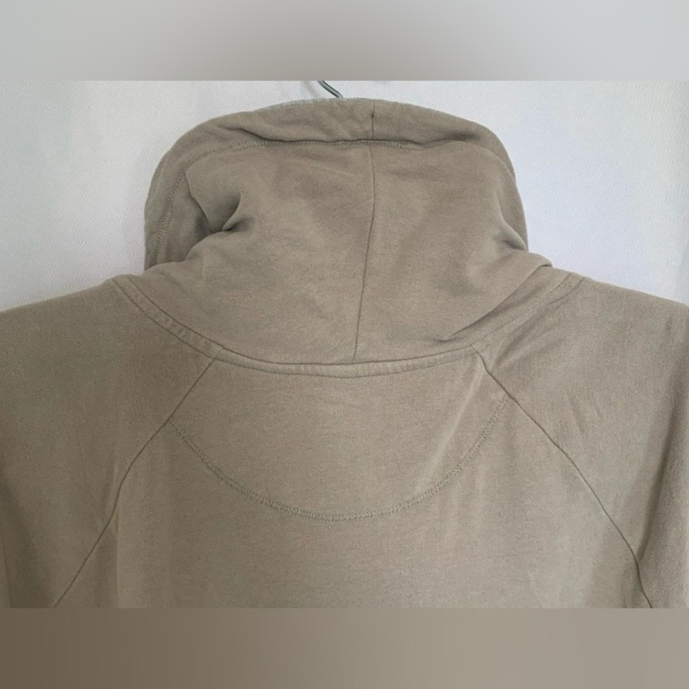GAP GapBody Light Brown Cozy Cowl Neck Women's Medium Shirt Pullover Sweatshirt - Picture 4 of 6